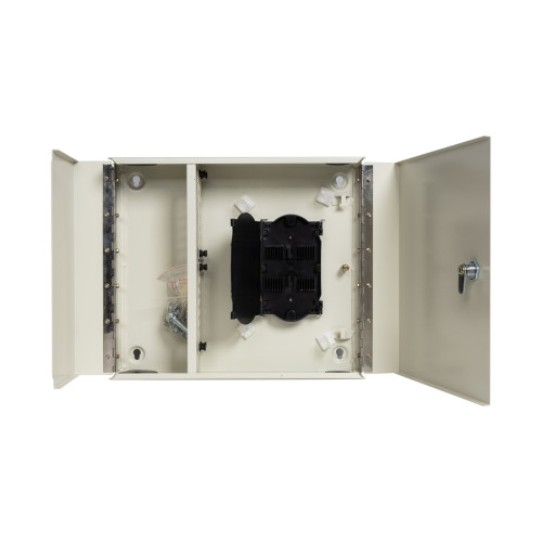 Оптический кросс укомплектованный OWB24 на 24 порта