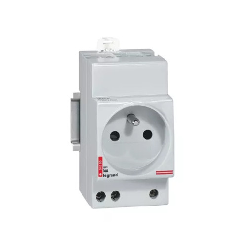 Розетка на DIN рейку 2к+З французский стандарт