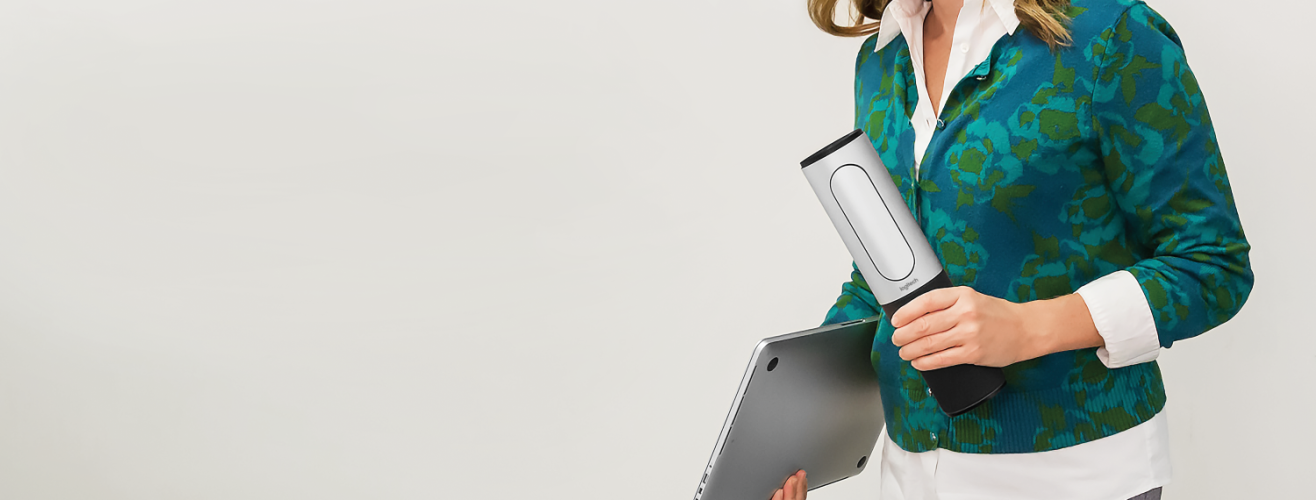 Веб-камера для видеоконференций Logitech CONNECT, со встроенным устройством громкой связи, поддержка Bluetooth и NFC, пульт ДУ (M/N: VR0013)